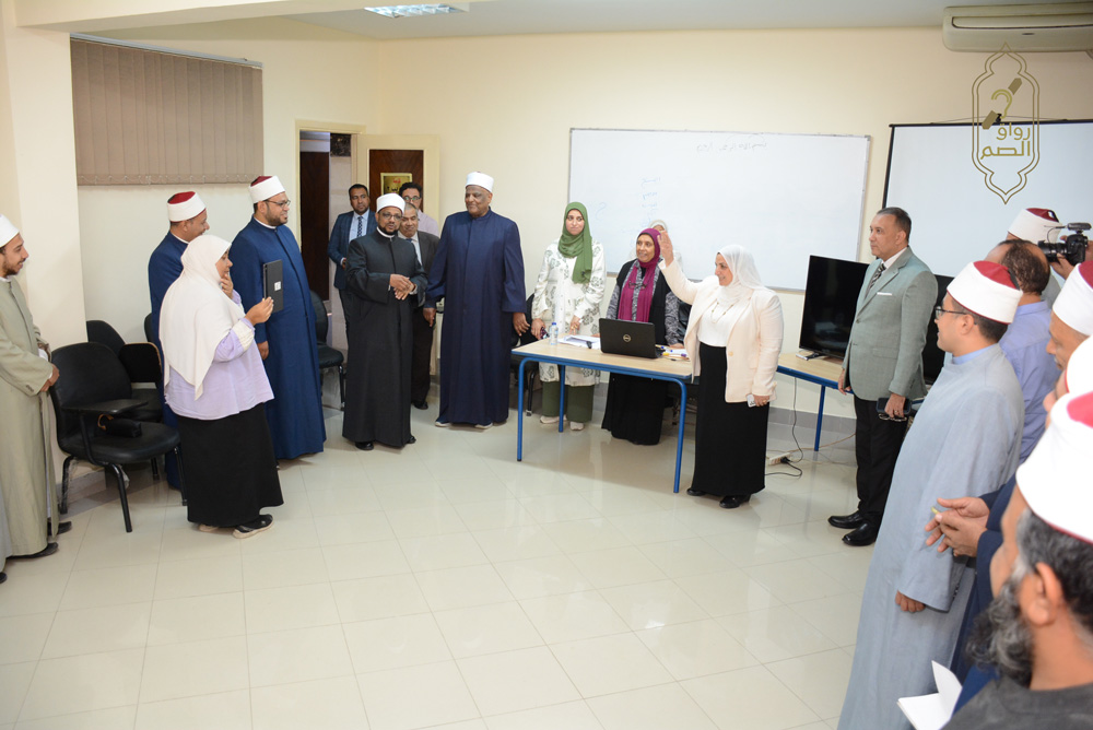 تأهيل وإعداد الدعاة والوعاظ لاستخدام لغة الإشارة